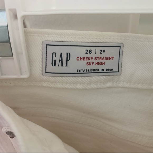 Gap Cheeky Straight Sky High jeans size 2 Regular - Picture 3 of 5